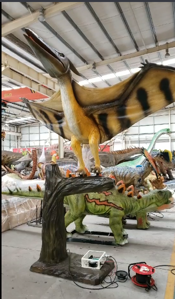 仿真翼龙视频展示-自贡博天堂集团