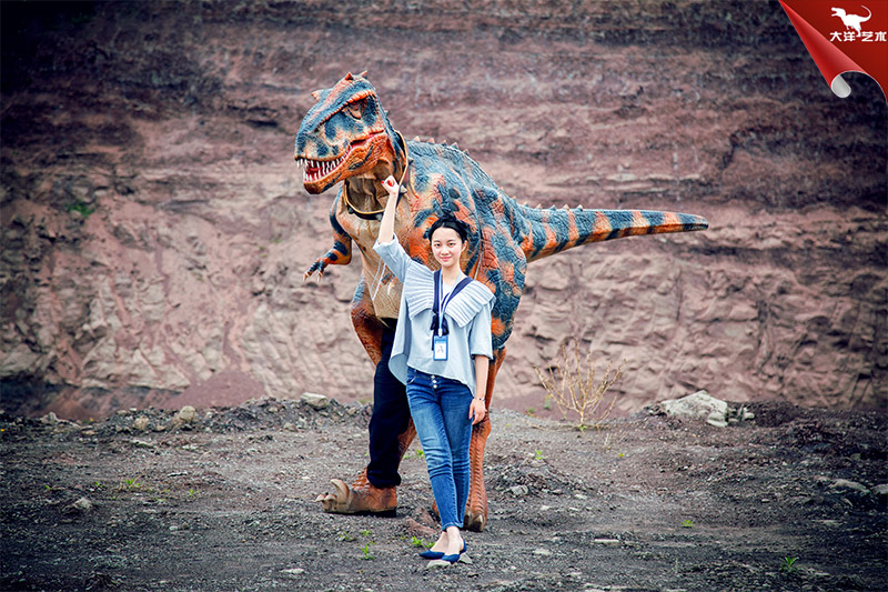 仿真恐龙，，，，，，，恐龙服装，，，，，，，恐龙表演服