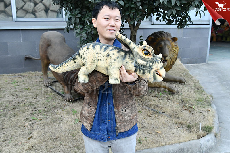 恐龙手偶，，，，，，仿真幼恐龙手偶